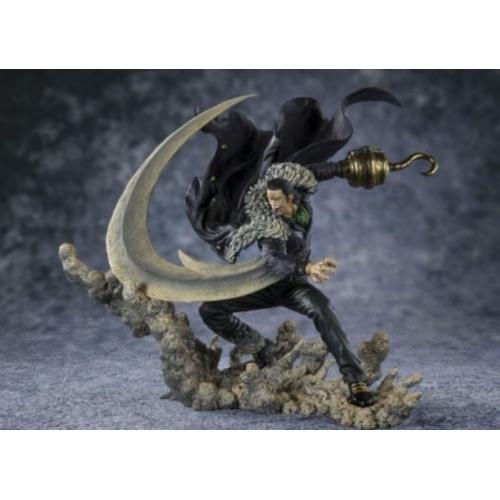 ONE PIECE - Sir Crocodile Marineford Figurine 12 cm